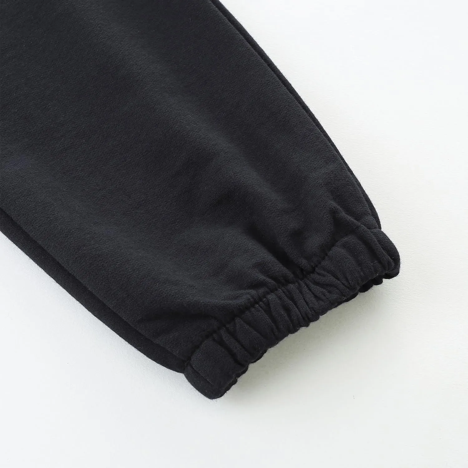 Boy's Cotton Crinched Hem Jogger Sweatpant Pants with Zipper Pockets and Funtional Drawstring Size 4-20