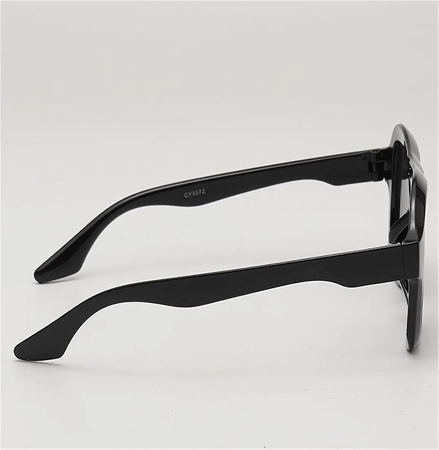 Fashion Versatile Men And Women Vacation Sunglasses Outdoor Street Shooting Driving Sports Party Sun Glasses