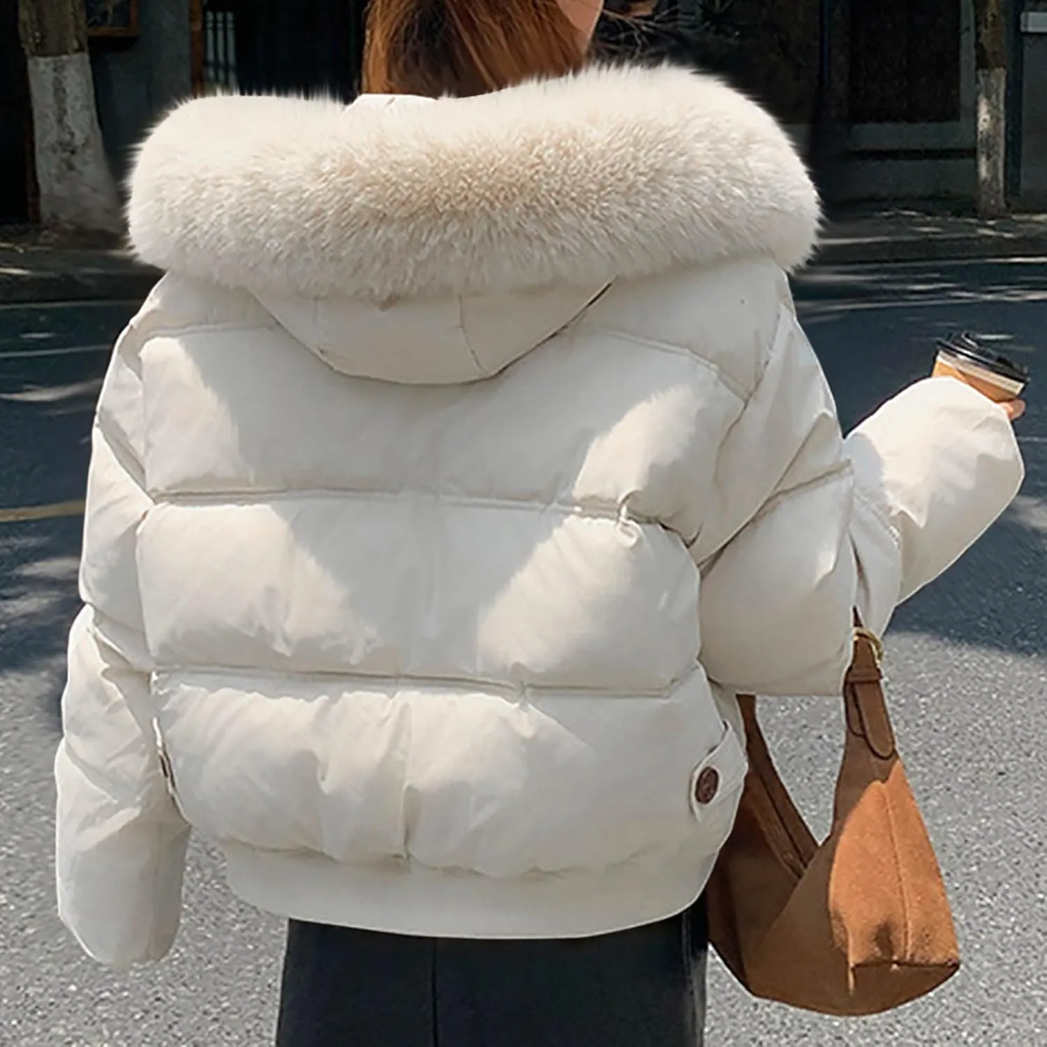 Faux Fur Puffer Jacket Women Cropped Fuzzy Comfy Warm Down Coats 2024 Winter Novelty Luxurious Short Fleece Overcoat
