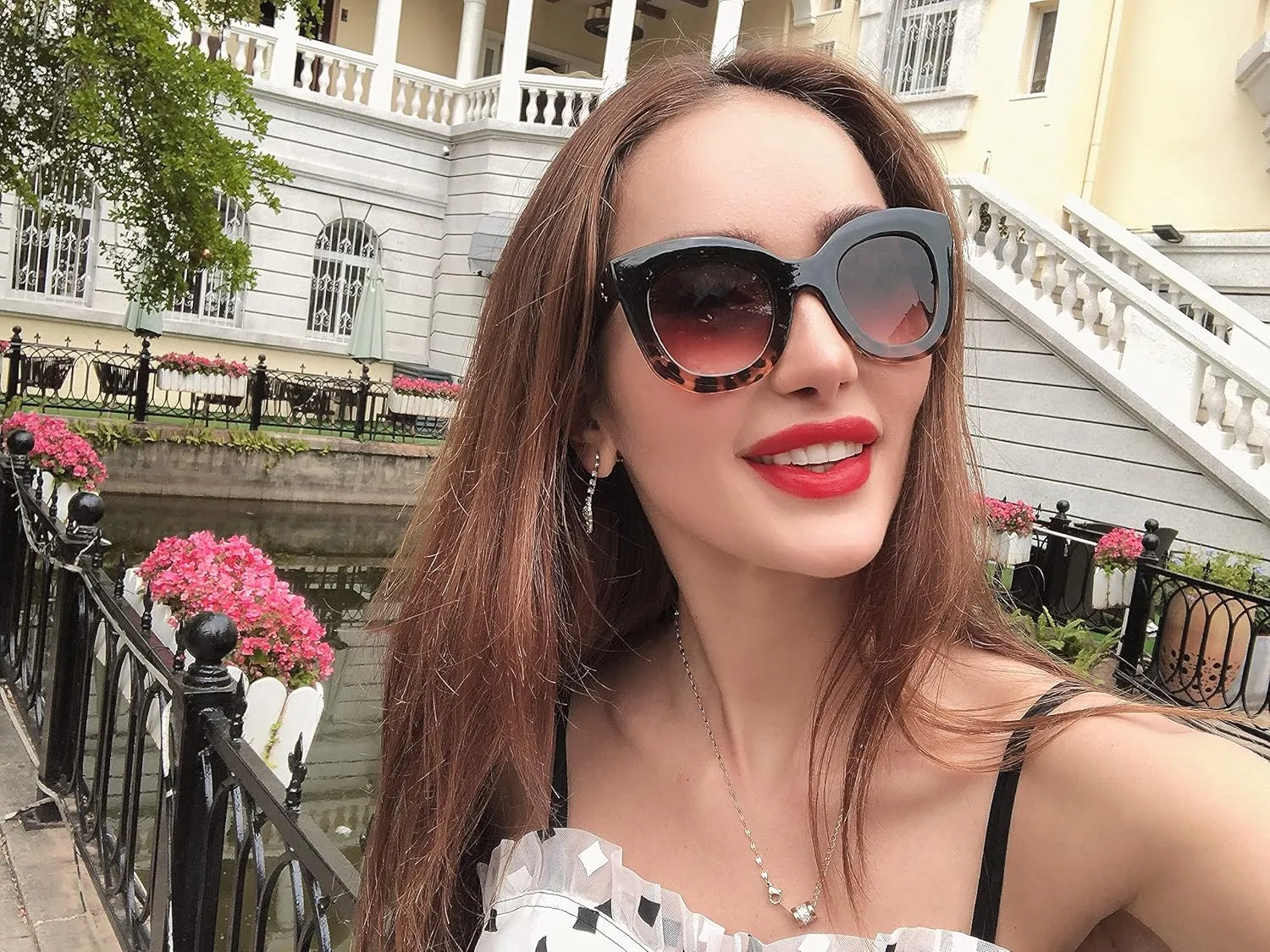 FEISEDY Retro Oversized Square Horn Sunglasses Semi Cat Eye Butterfly Glass Big Thick Bold Frame B2572