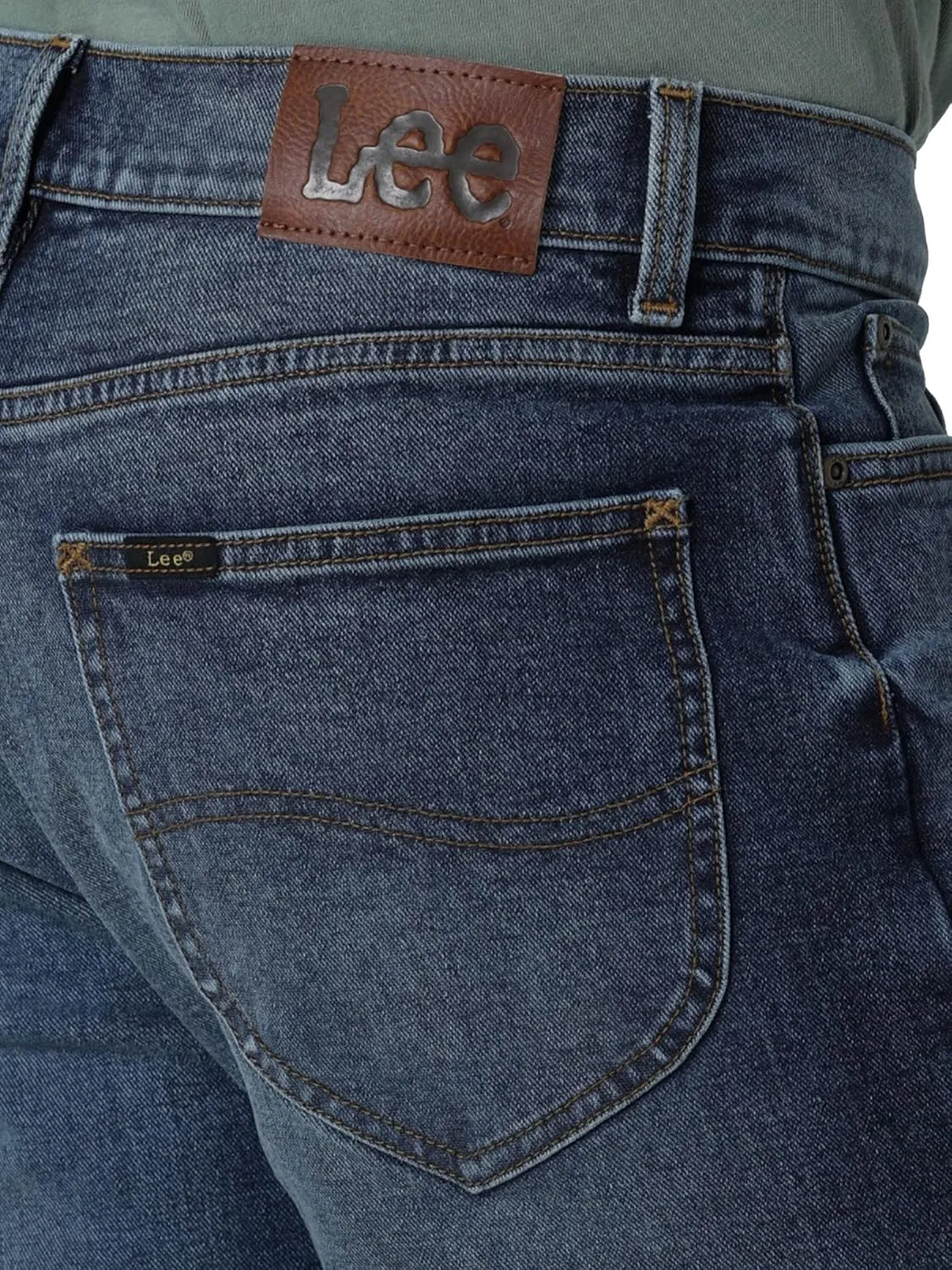 Lee Men's Relaxed Fit Taper Jean