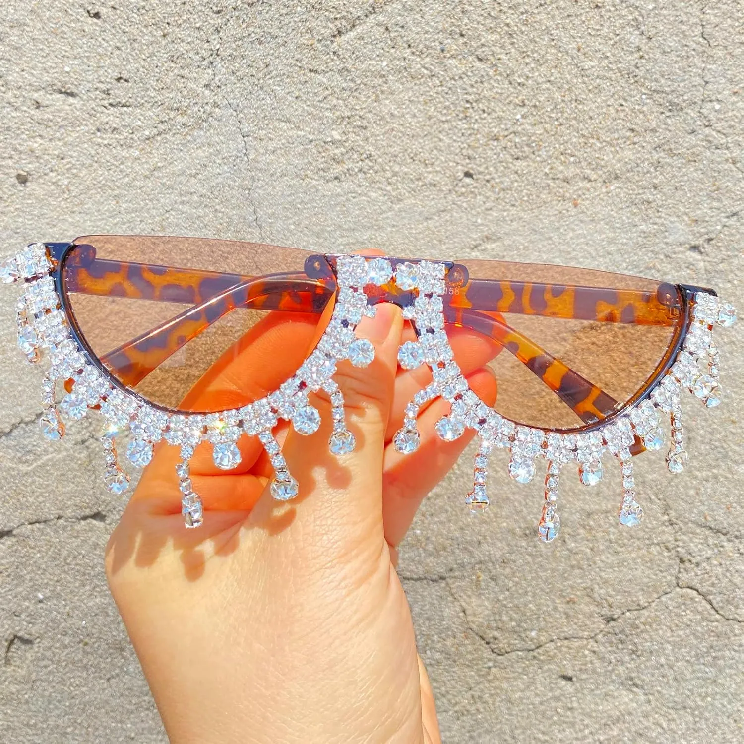 Luxury Diamond Cat Eye Sunglasses Women Vintage Half frame Rhinestone bling Sunglasses Ladies Party Eyewear UV400