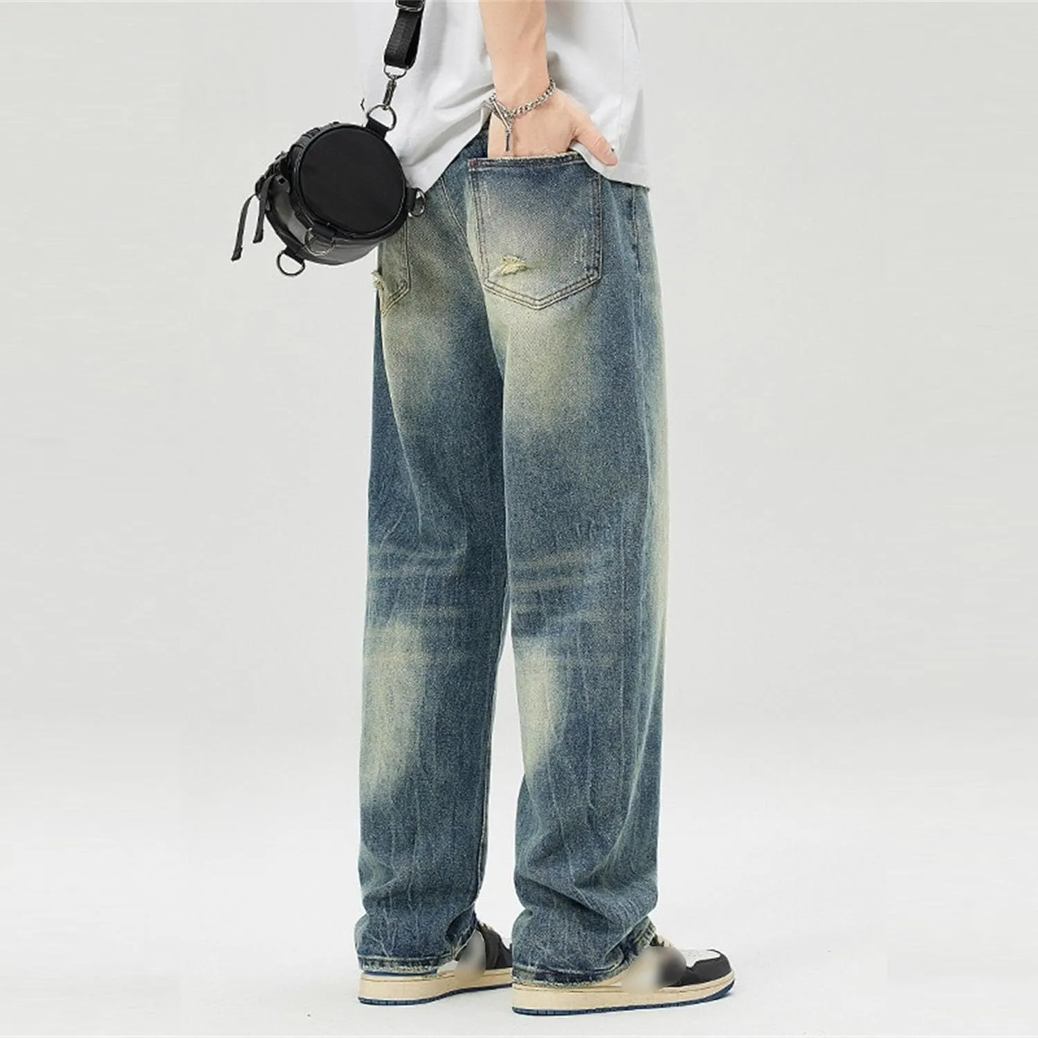 Men's Vintage Straight Leg Casual Jeans Wide Leg Washed Outdoor Denim Pants Relaxed Fit Hip Hop Baggy Jeans