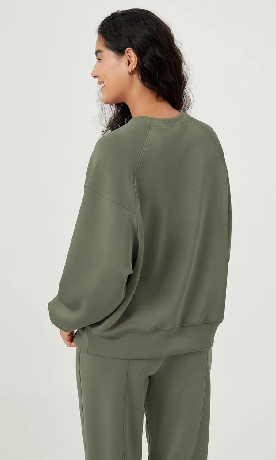 ODODOS Women's Modal Soft Oversized Sweatshirts Raglan Long Sleeve Crew Neck Relaxed Pullover Top