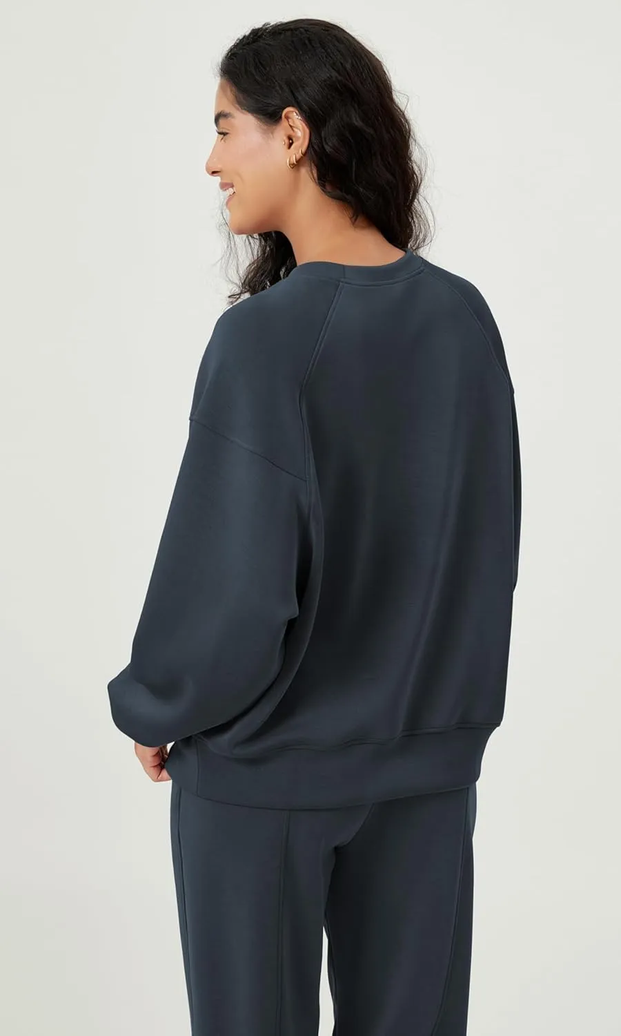 ODODOS Women's Modal Soft Oversized Sweatshirts Raglan Long Sleeve Crew Neck Relaxed Pullover Top