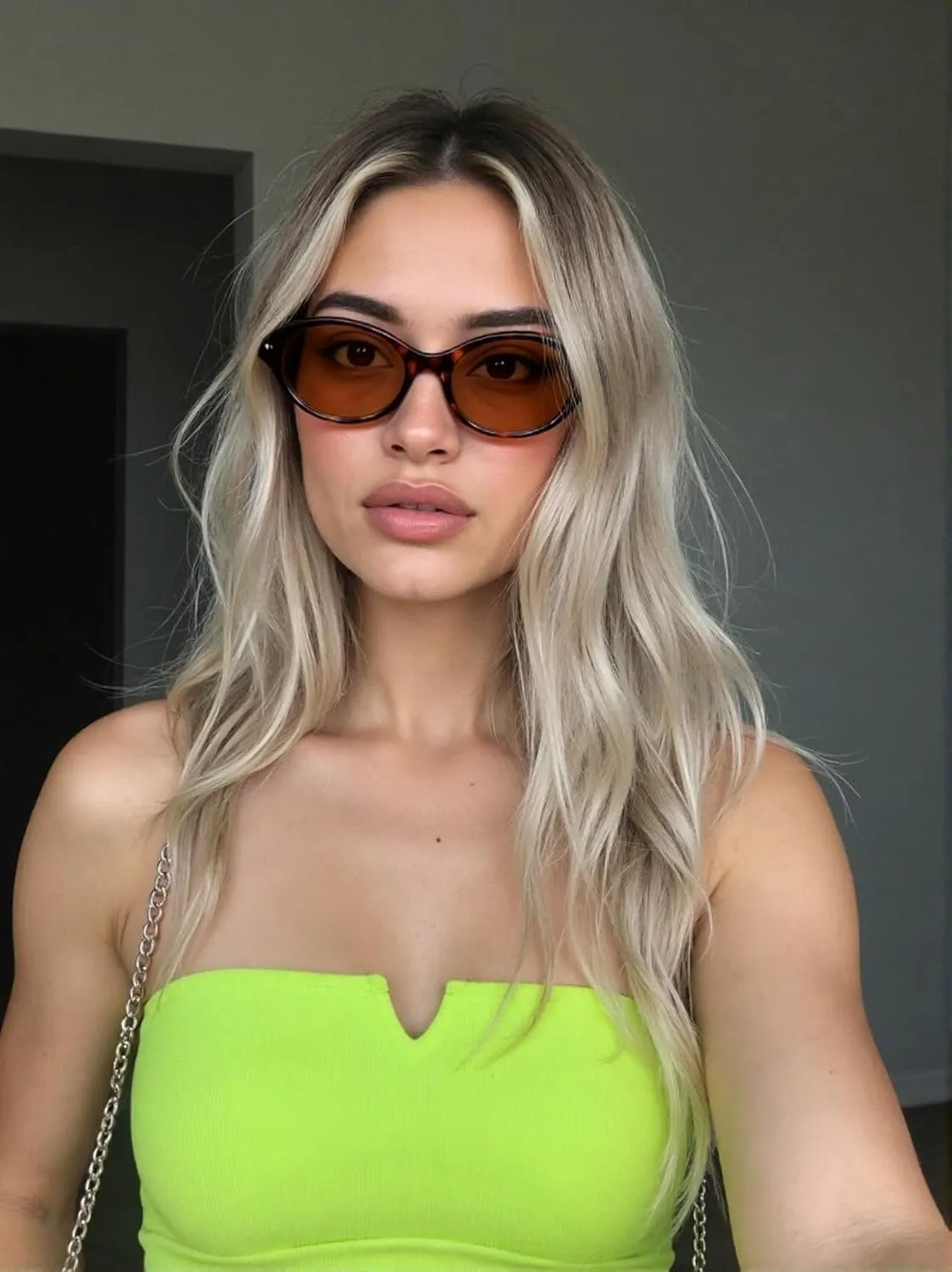 Retro Oval Sunglasses for Women Men Vintage 90s Trendy Y2K Narrow Cat Eye Chic Rivets Deco UV Protection Sun Glasses