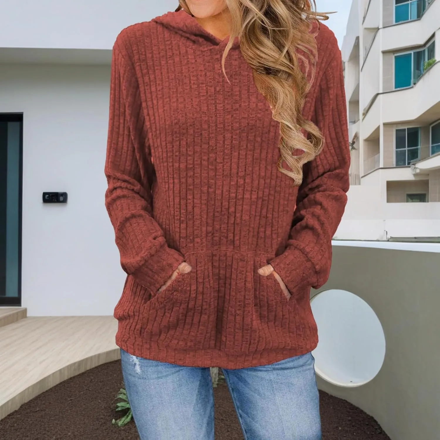 Womens Hoodies Pullover Fashion Sweaters Loose Lightweight Long Sleeve Tops Casual Sweatshirt with Kangaroo Pocket